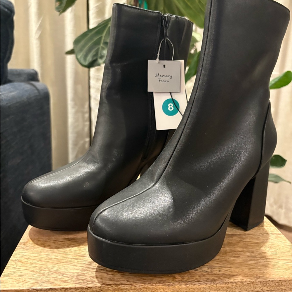 New! a new day, Women's Black Chucky Heel/Platform Ankle Boots, Size 8